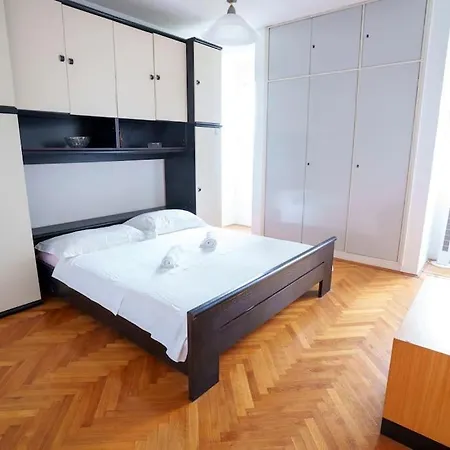 Διαμέρισμα Apartman Poljud